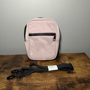 Brixley Crossbody Sling